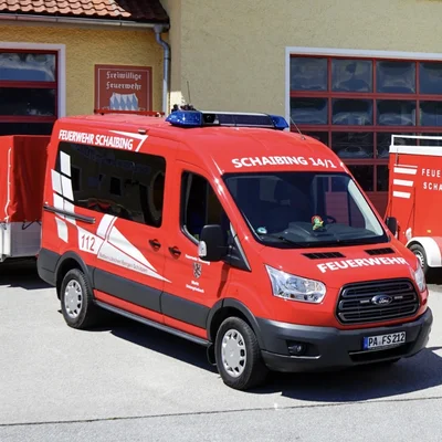 Mannschaftstransporter